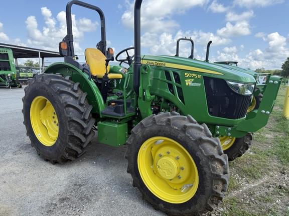 Image of John Deere 5075E equipment image 1