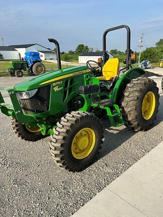 Image of John Deere 5075E equipment image 3