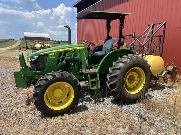 Image of John Deere 5075E equipment image 2