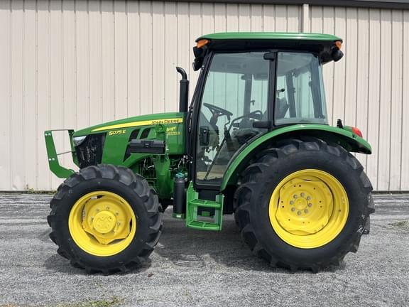 Image of John Deere 5075E equipment image 1