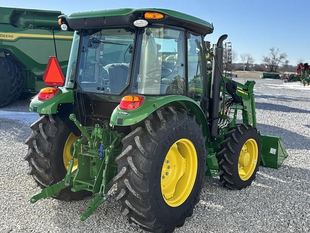 Image of John Deere 5075E equipment image 4