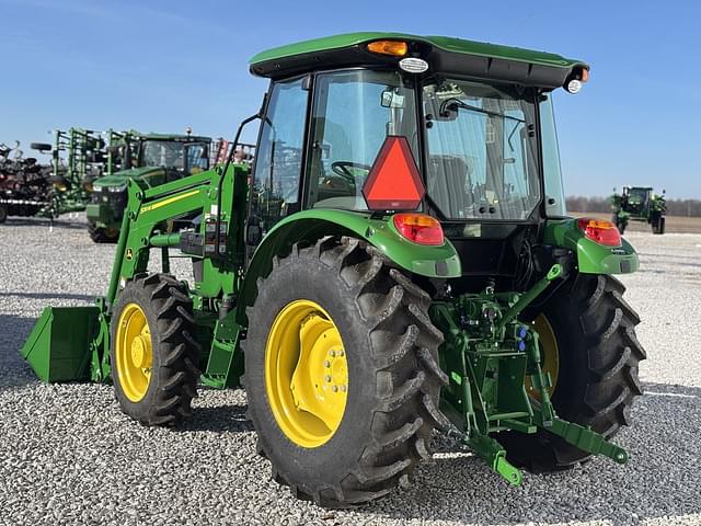 Image of John Deere 5075E equipment image 2