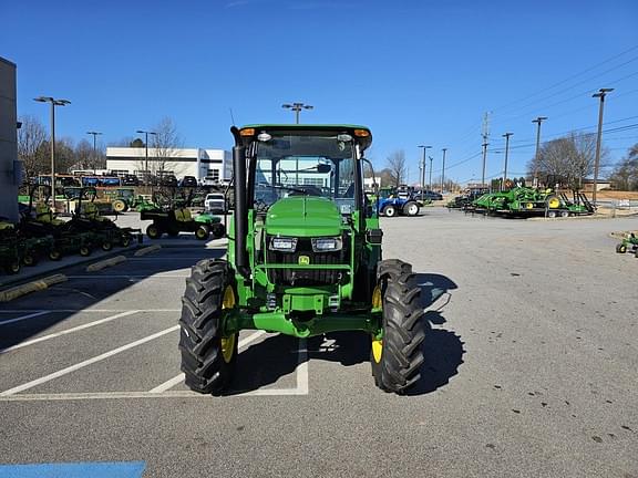 Image of John Deere 5075E equipment image 2