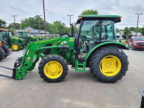 Image of John Deere 5075E equipment image 2