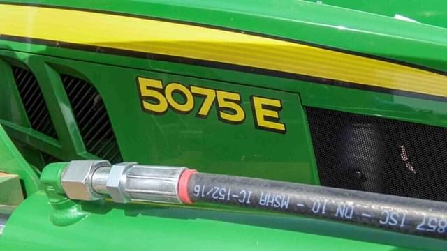 Image of John Deere 5075E equipment image 1