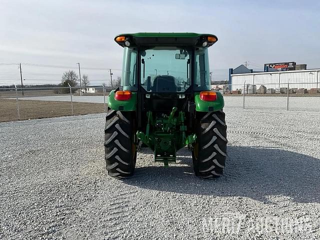 Image of John Deere 5075E equipment image 3