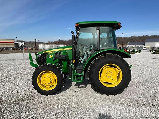 Image of John Deere 5075E equipment image 1