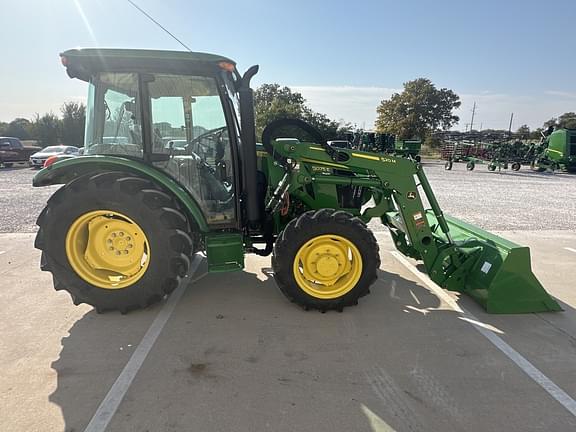 Image of John Deere 5075E equipment image 3