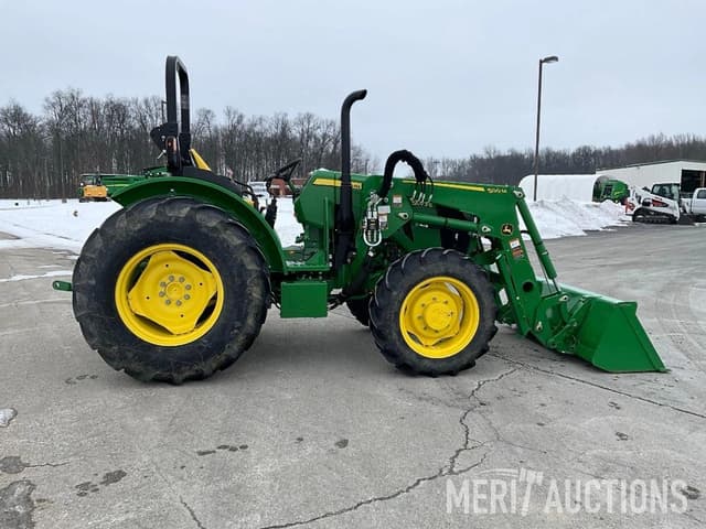 Image of John Deere 5075E equipment image 4