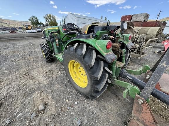 Image of John Deere 5075GL equipment image 2
