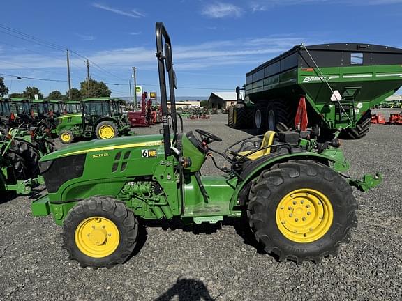 Image of John Deere 5075GL equipment image 1