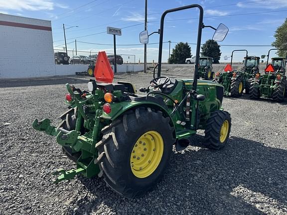 Image of John Deere 5075GL equipment image 4