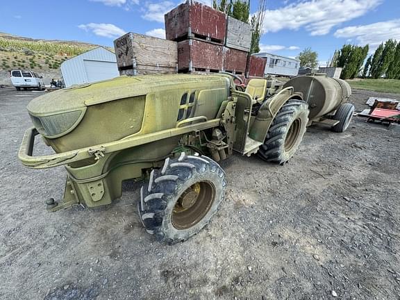 Image of John Deere 5075GL equipment image 1