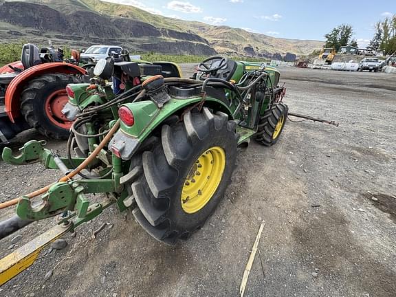 Image of John Deere 5075GL equipment image 4