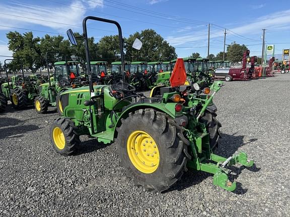 Image of John Deere 5075GL equipment image 2