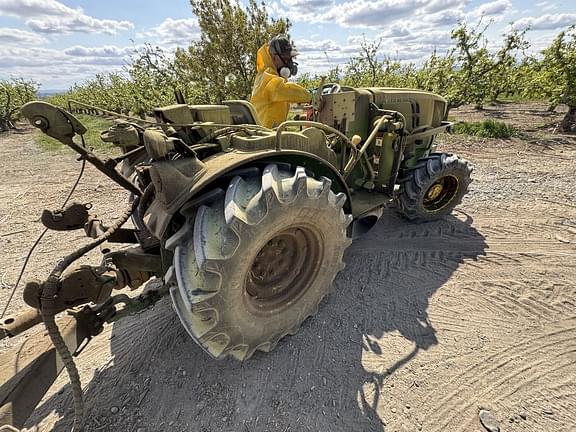 Image of John Deere 5075GL equipment image 3