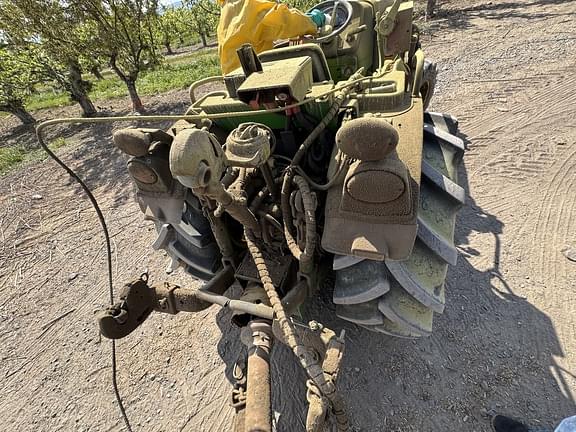 Image of John Deere 5075GL equipment image 2