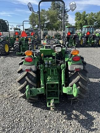 Image of John Deere 5075GL equipment image 3