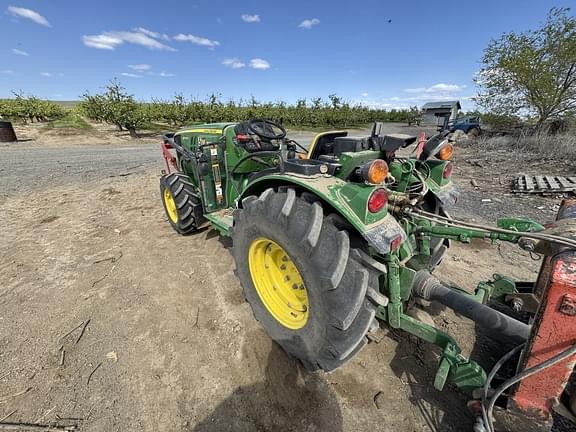 Image of John Deere 5075GL equipment image 2