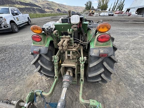 Image of John Deere 5075GL equipment image 3