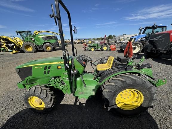 Image of John Deere 5075GL equipment image 1