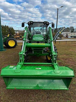 Image of John Deere 5075M equipment image 3