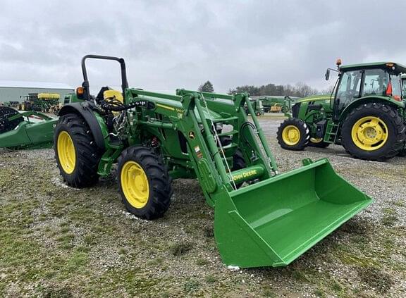 Image of John Deere 5075M equipment image 1