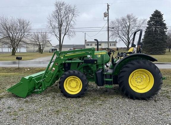 Image of John Deere 5075M equipment image 4