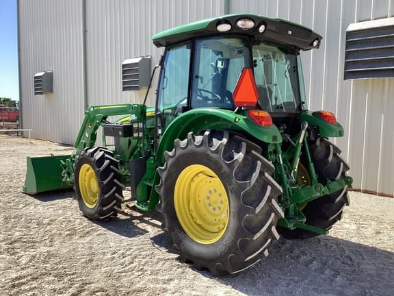 Image of John Deere 5075M equipment image 2