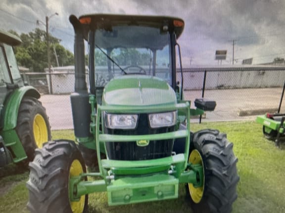 2024 John Deere 5090E Equipment Image0