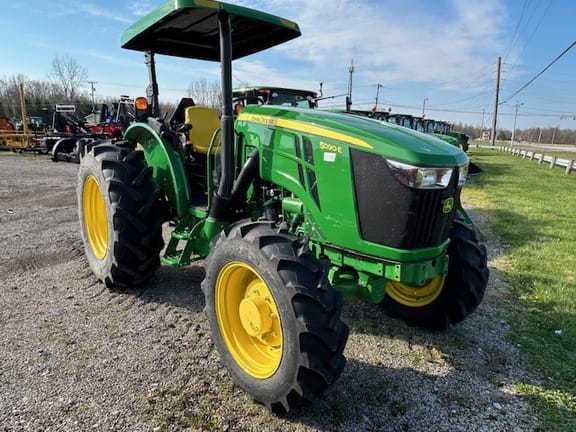 2024 John Deere 5090E Equipment Image0