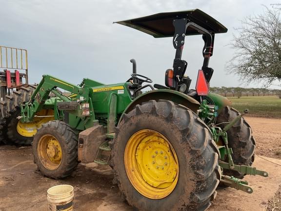 Image of John Deere 5090E equipment image 4
