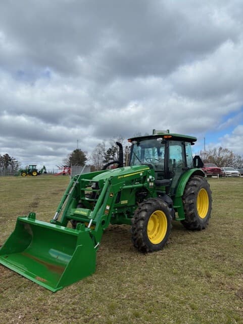 Image of John Deere 5090E Image 1