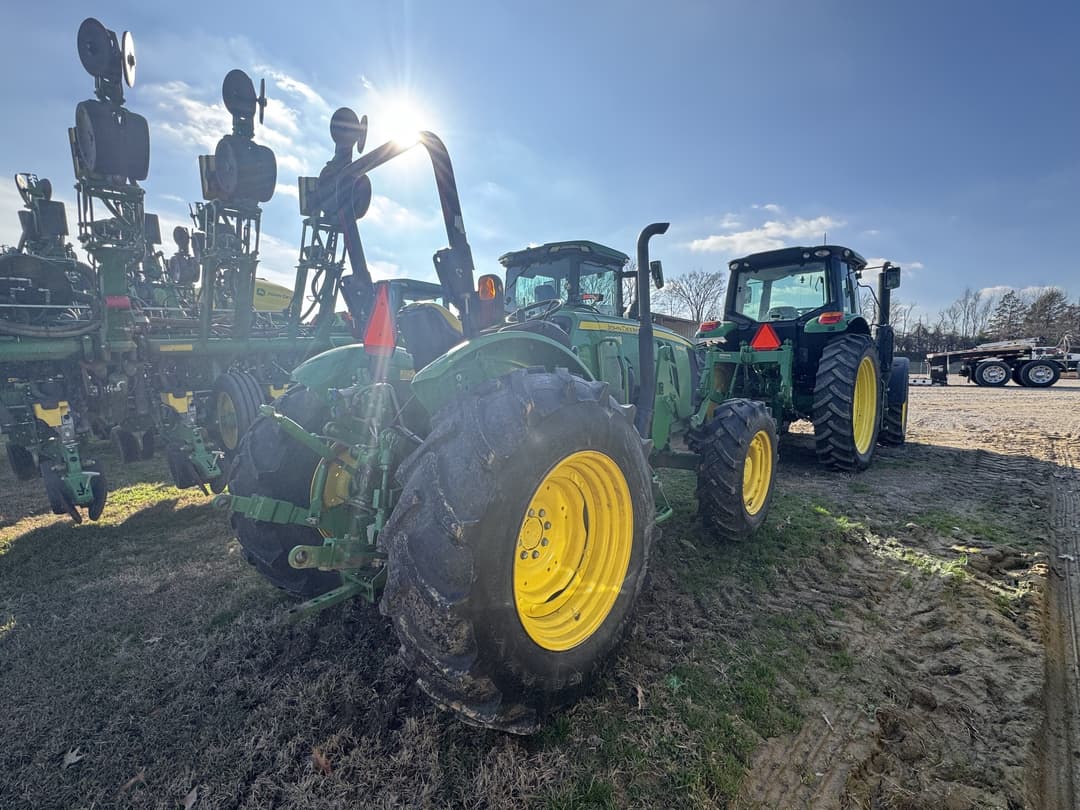 Image of John Deere 5090E Image 0