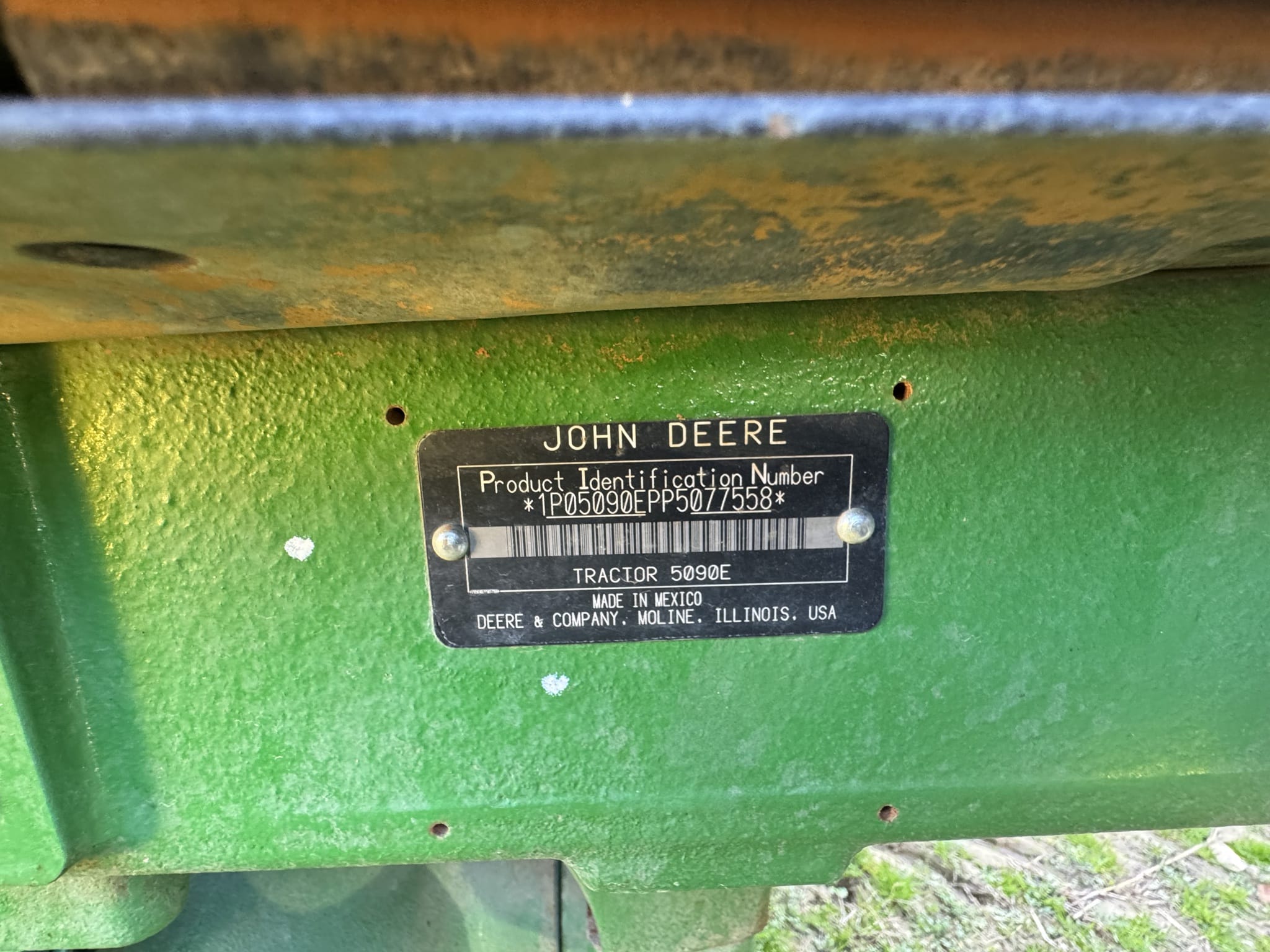 2024 John Deere 5090E Equipment Image0