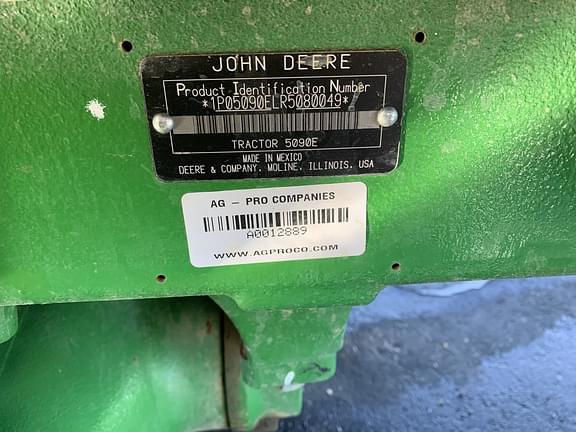 Image of John Deere 5090E equipment image 1