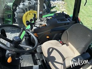 Main image John Deere 5090E 8