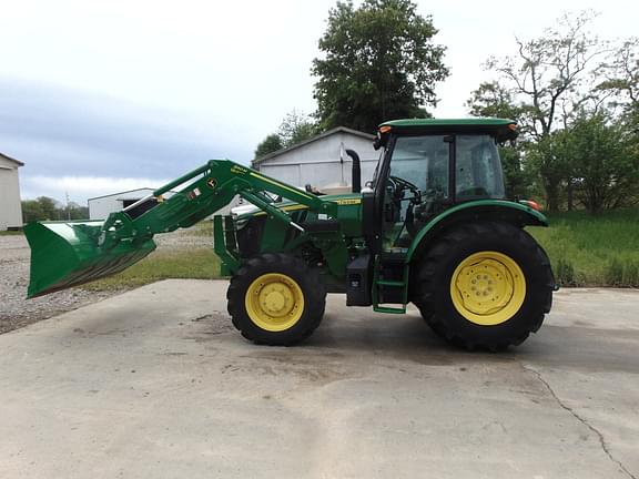 Image of John Deere 5090E equipment image 1