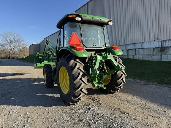 Image of John Deere 5090E equipment image 3