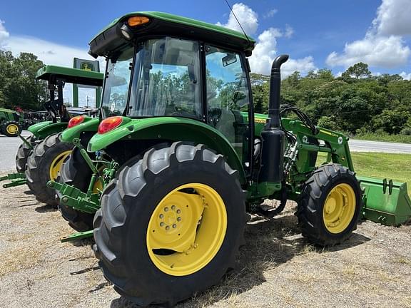 Image of John Deere 5090E equipment image 4