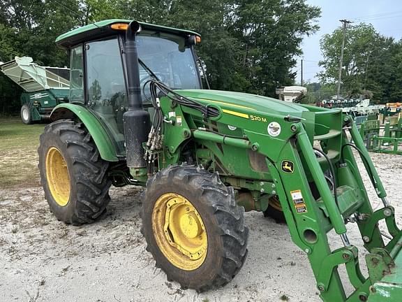 Image of John Deere 5090E equipment image 4