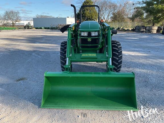 Image of John Deere 5090E equipment image 3