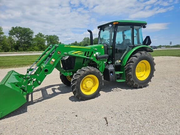 Image of John Deere 5090E equipment image 1
