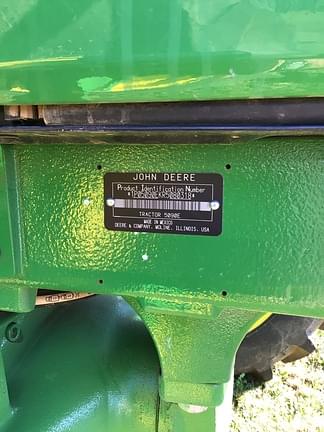 Image of John Deere 5090E equipment image 1