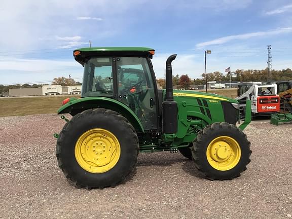 Image of John Deere 5090E equipment image 4