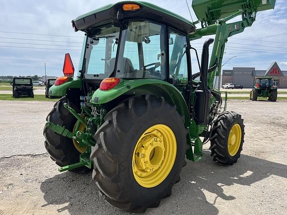 Image of John Deere 5090E equipment image 4