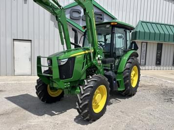 Main image John Deere 5090E