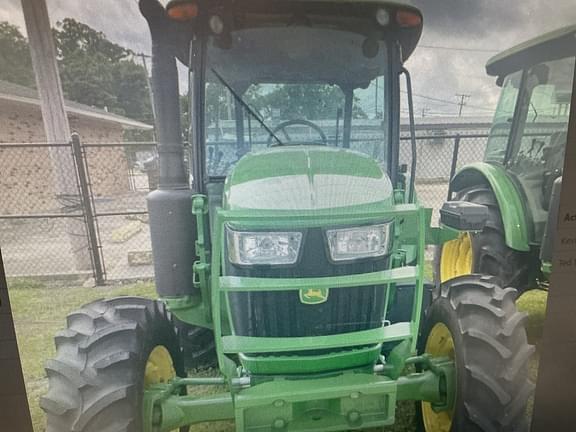 Image of John Deere 5090E equipment image 1