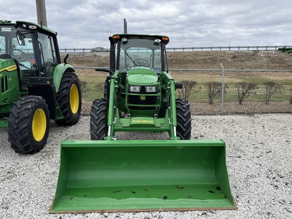 Image of John Deere 5090E equipment image 3