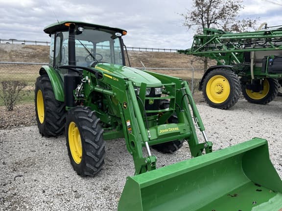 Image of John Deere 5090E equipment image 2